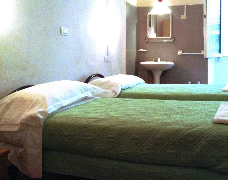 ג'נובה Hotel Bernheof מראה חיצוני תמונה