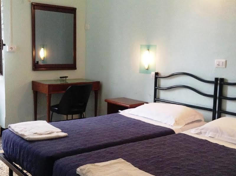 ג'נובה Hotel Bernheof מראה חיצוני תמונה